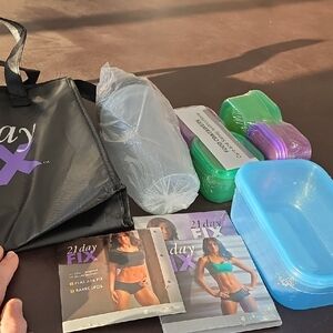 21 Day Fix Workout Kit with Containers NWT
